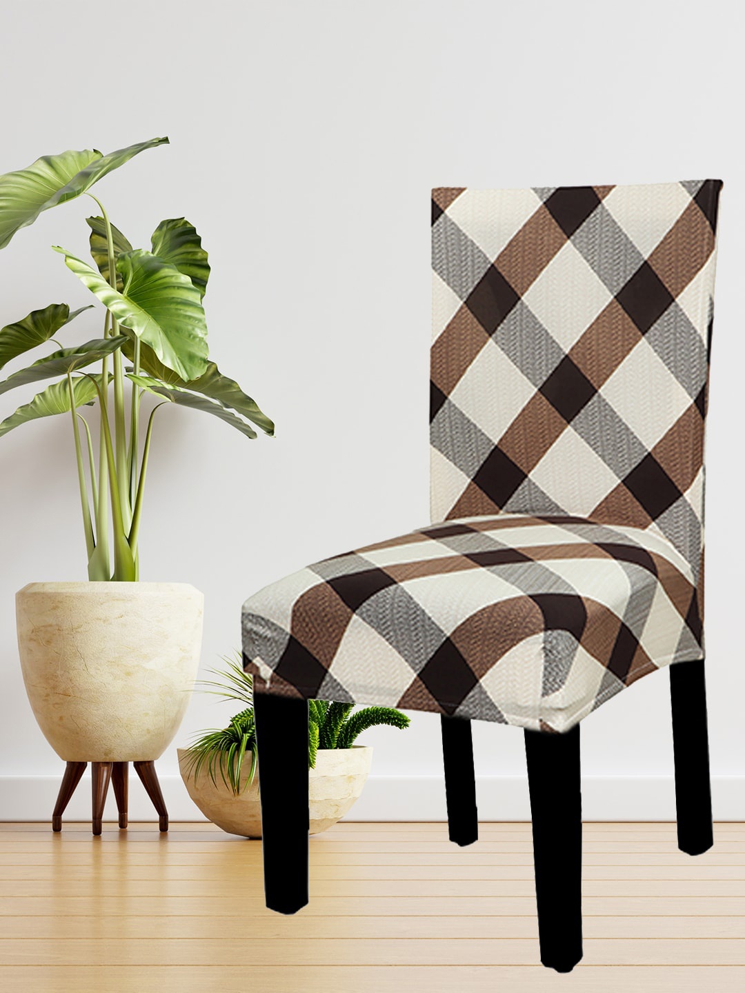 

HOUSE OF QUIRK Brown & Black Checked Chair Cover
