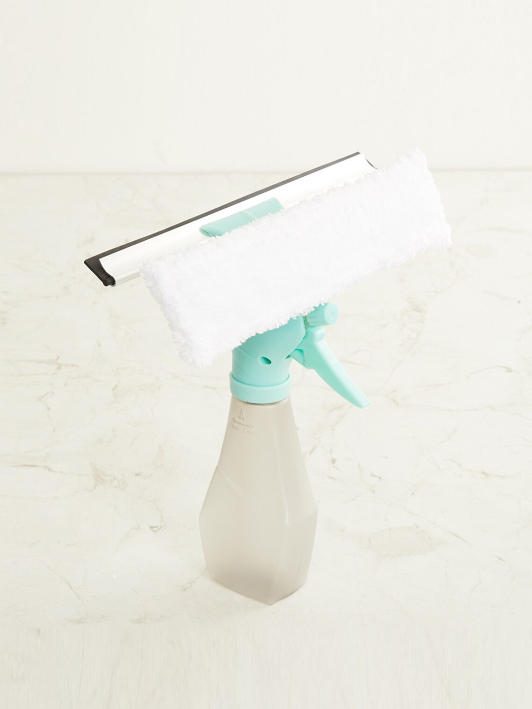 

Home Centre Teal Solid Polypropylene Spray Window Cleaner
