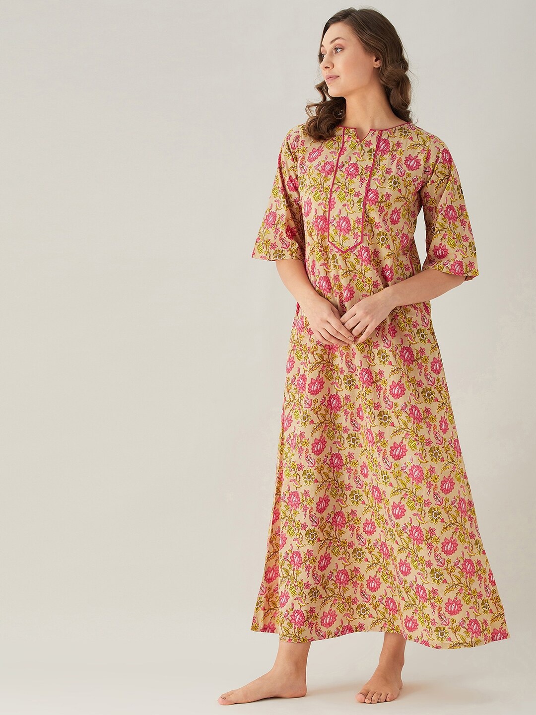 

The Kaftan Company Beige Printed Pure Cotton Maxi Nightdress