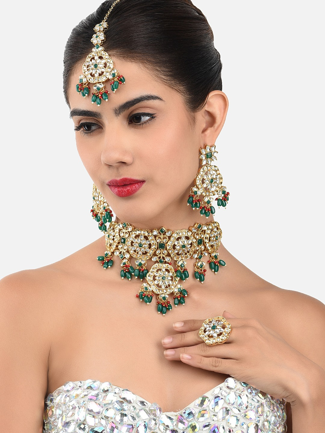 

Zaveri Pearls Green & Maroon Stone Studded Bridal Choker Jewellery Set