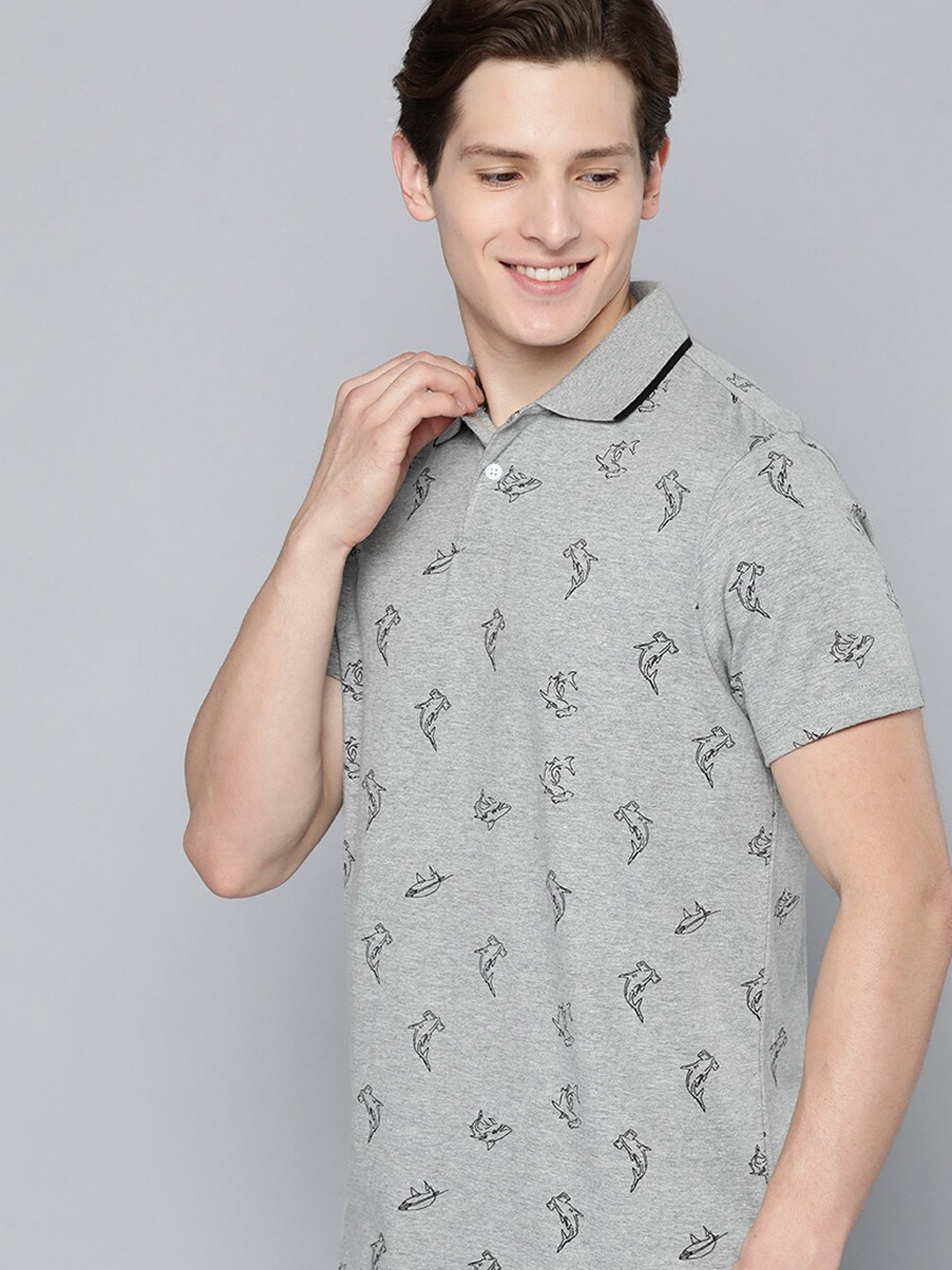 

Mast & Harbour Men Grey Melange & Black Printed Polo Collar T-shirt