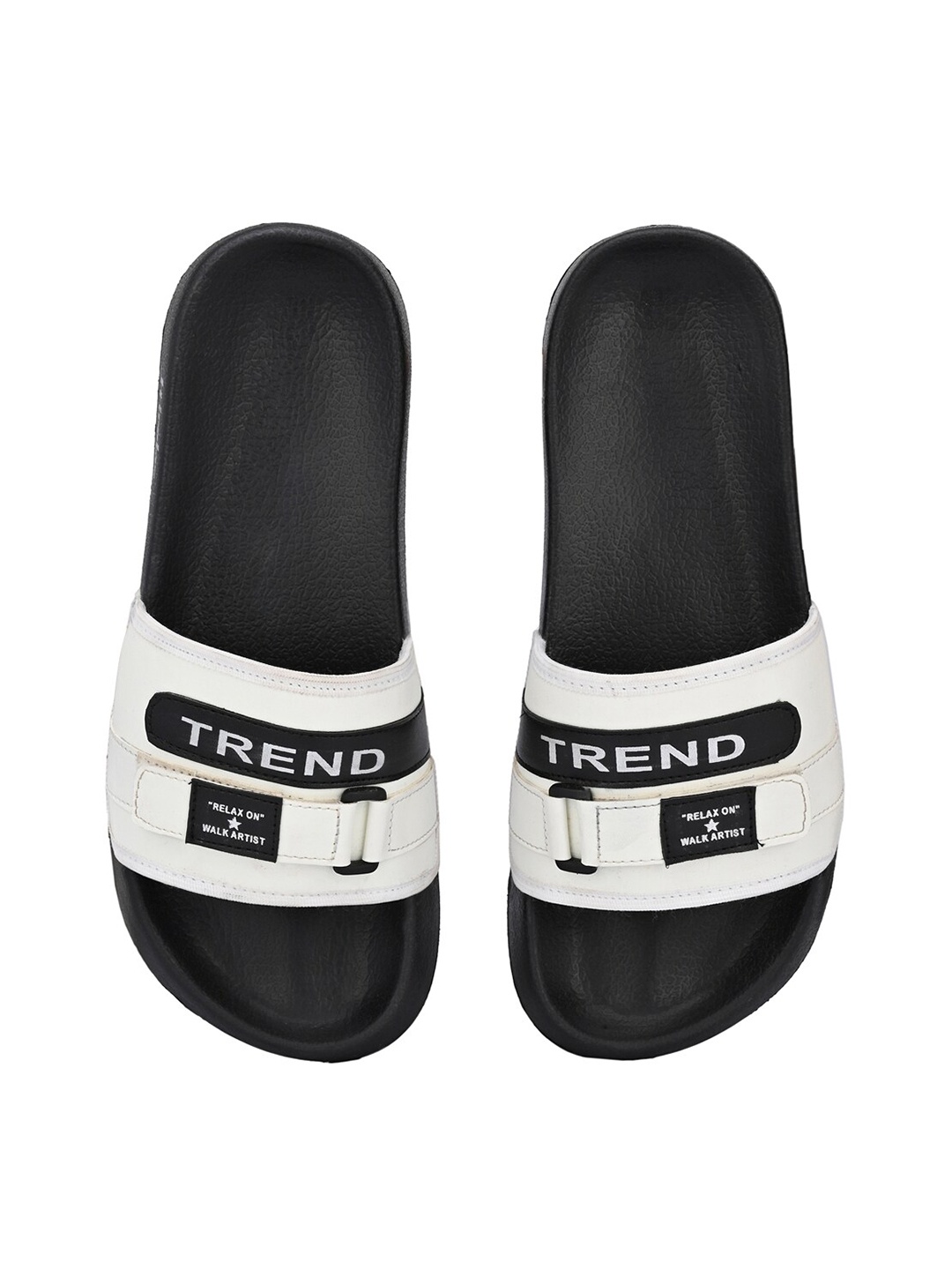 

HIROLAS Men White & Black Sliders