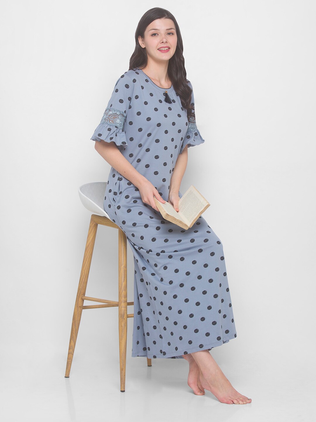 

AV2 Blue Printed Maxi Nightdress