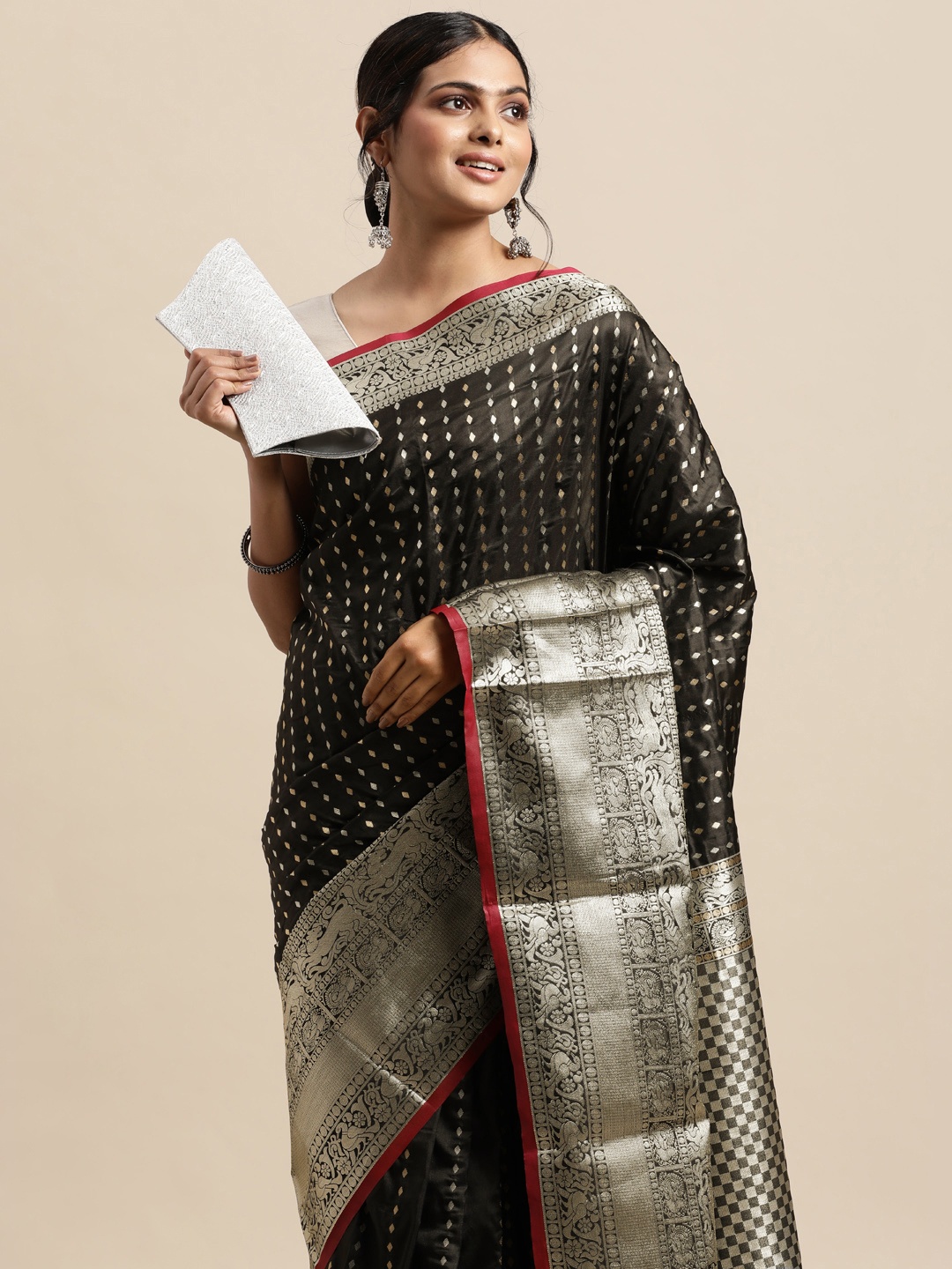 

VASTRANAND Black & Silver-Toned Zari Woven Design Banarasi Saree