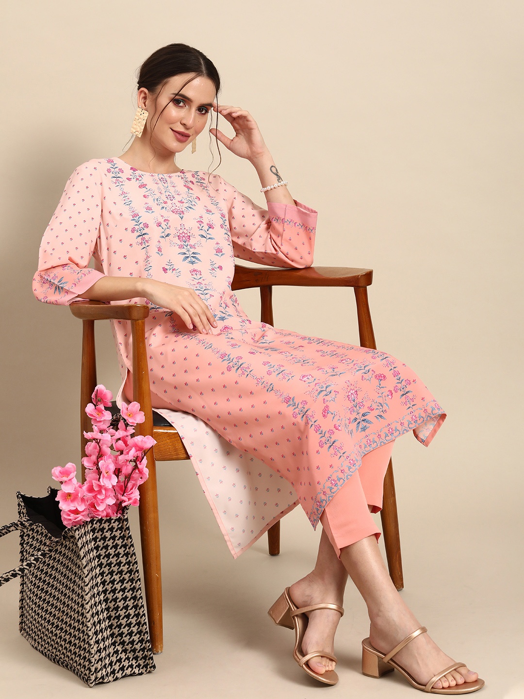 

Anouk Women Pink Ethnic Motifs Printed Kurta With Trousers