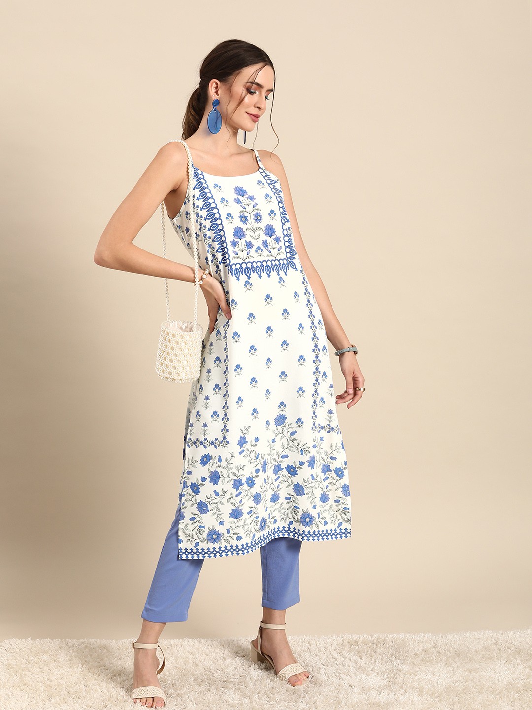 

Anouk Women White Ethnic Motifs Printed Kurta With Trousers