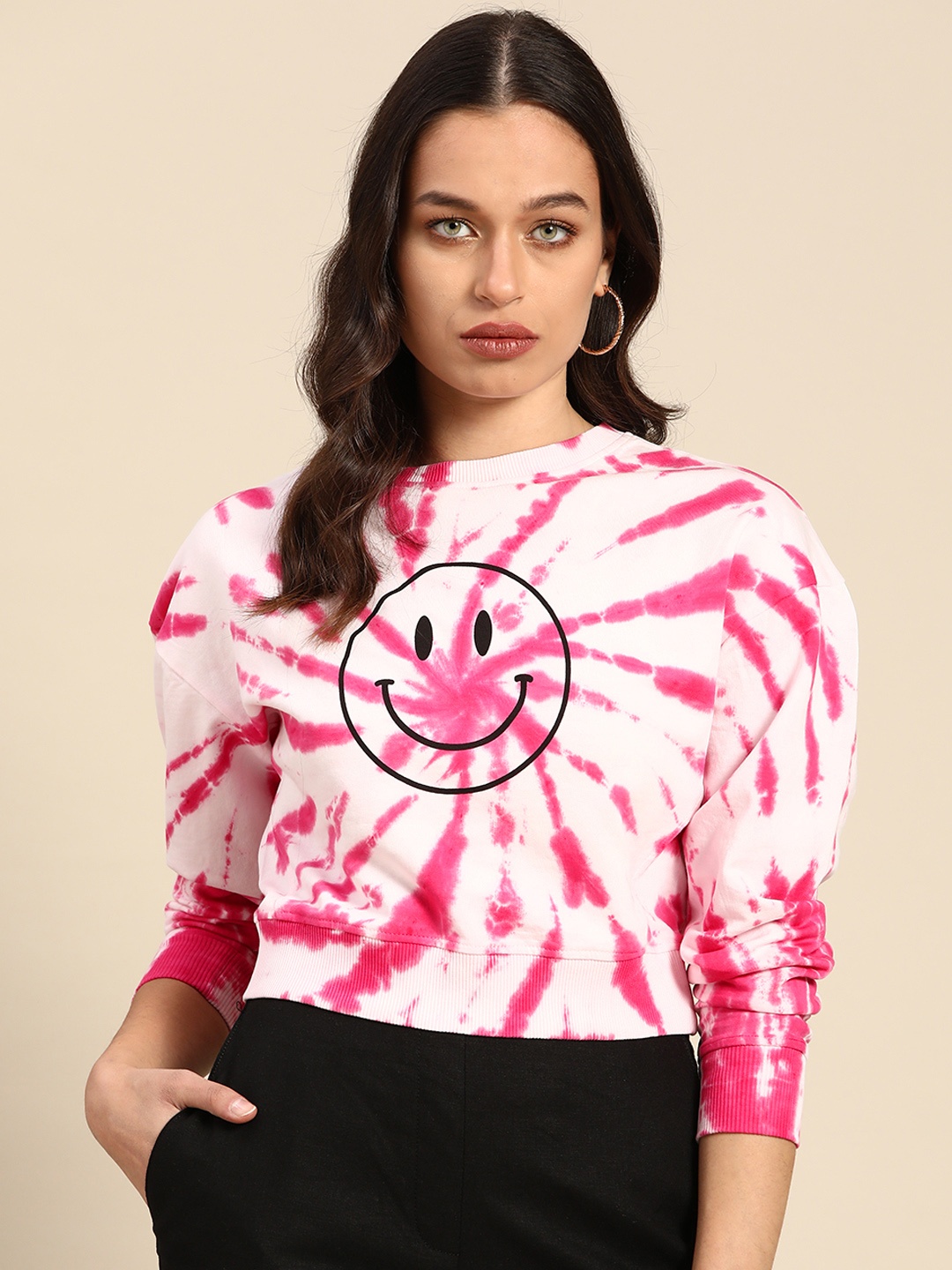 

COVER STORY Women Fuchsia Printed Crop Sweatshirt