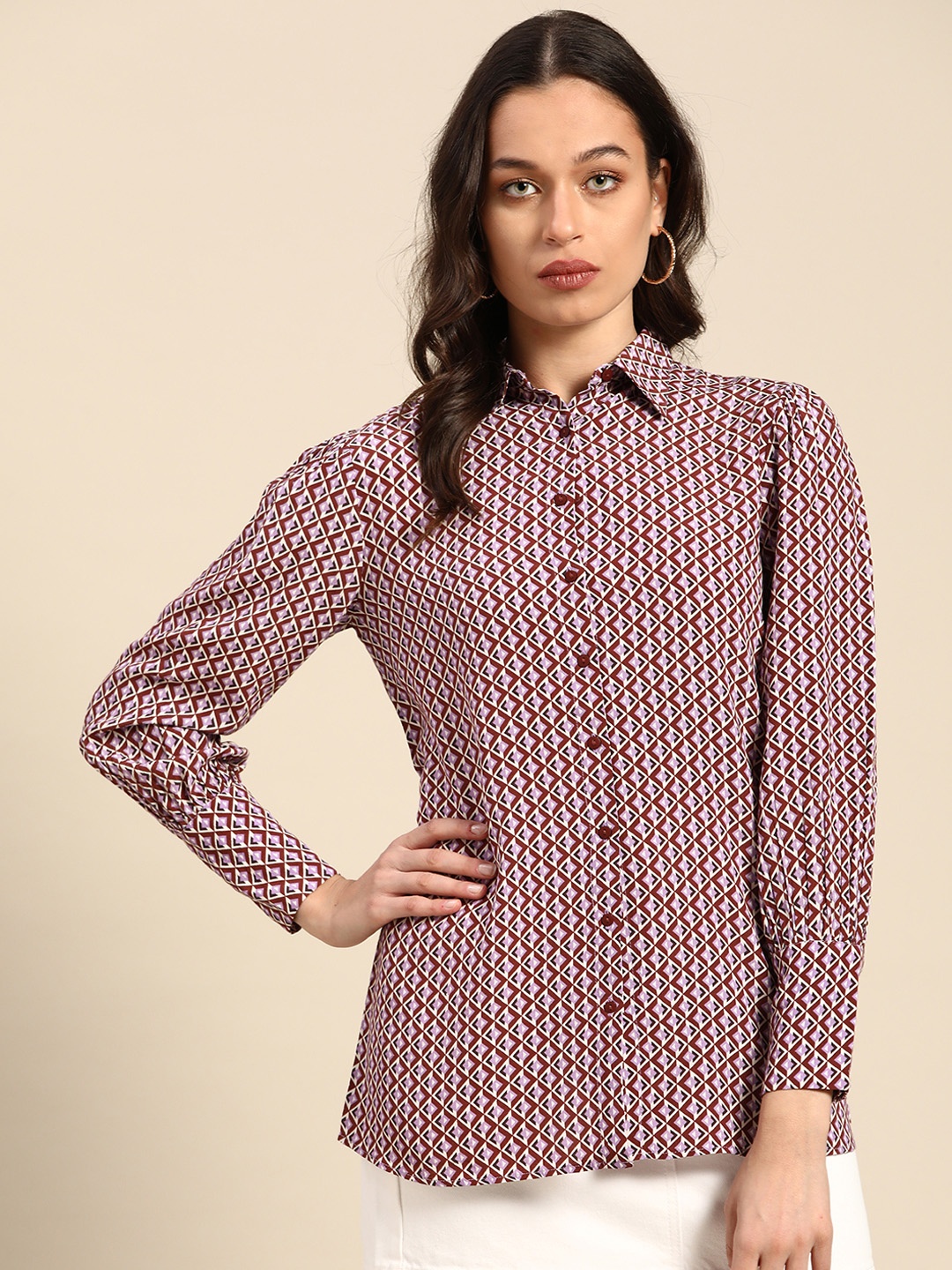 

COVER STORY Maroon & Lavender Printed Shirt Style Top