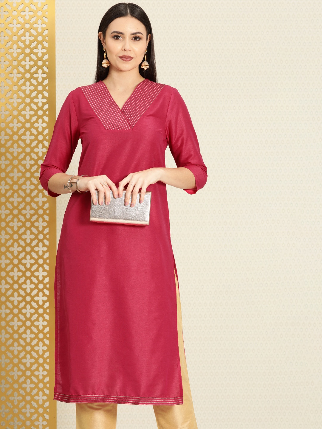 

House of Pataudi Women Fuchsia Pink Embroidered V-Neck Thread Work Rozana Kurta