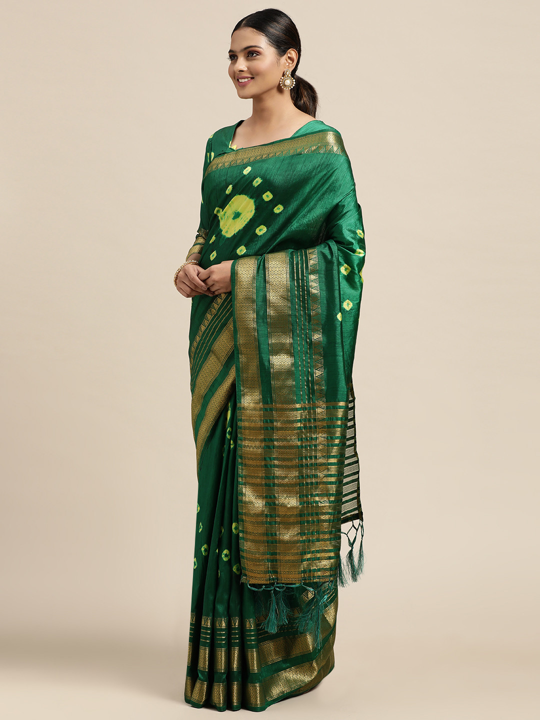 

Mitera Green & Gold-Toned Tie and Dye Bandhej Print Zari Nylon Silk Saree