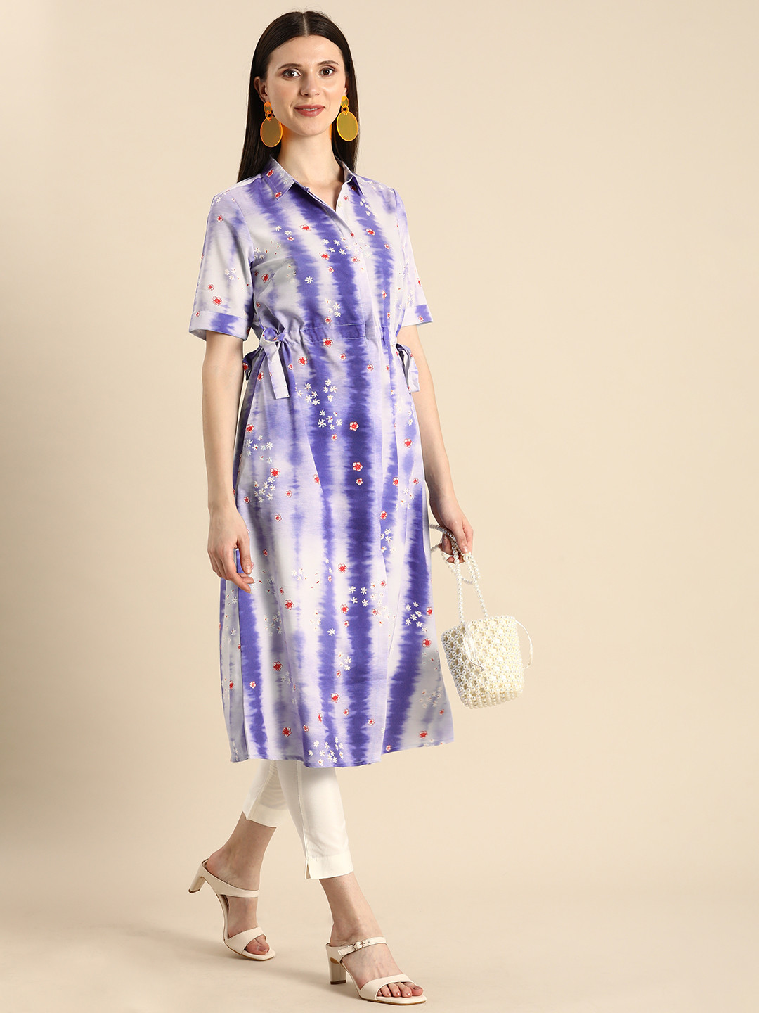

Anouk Women Purple & White Floral Printed Shirt-Collar A-Line Kurta