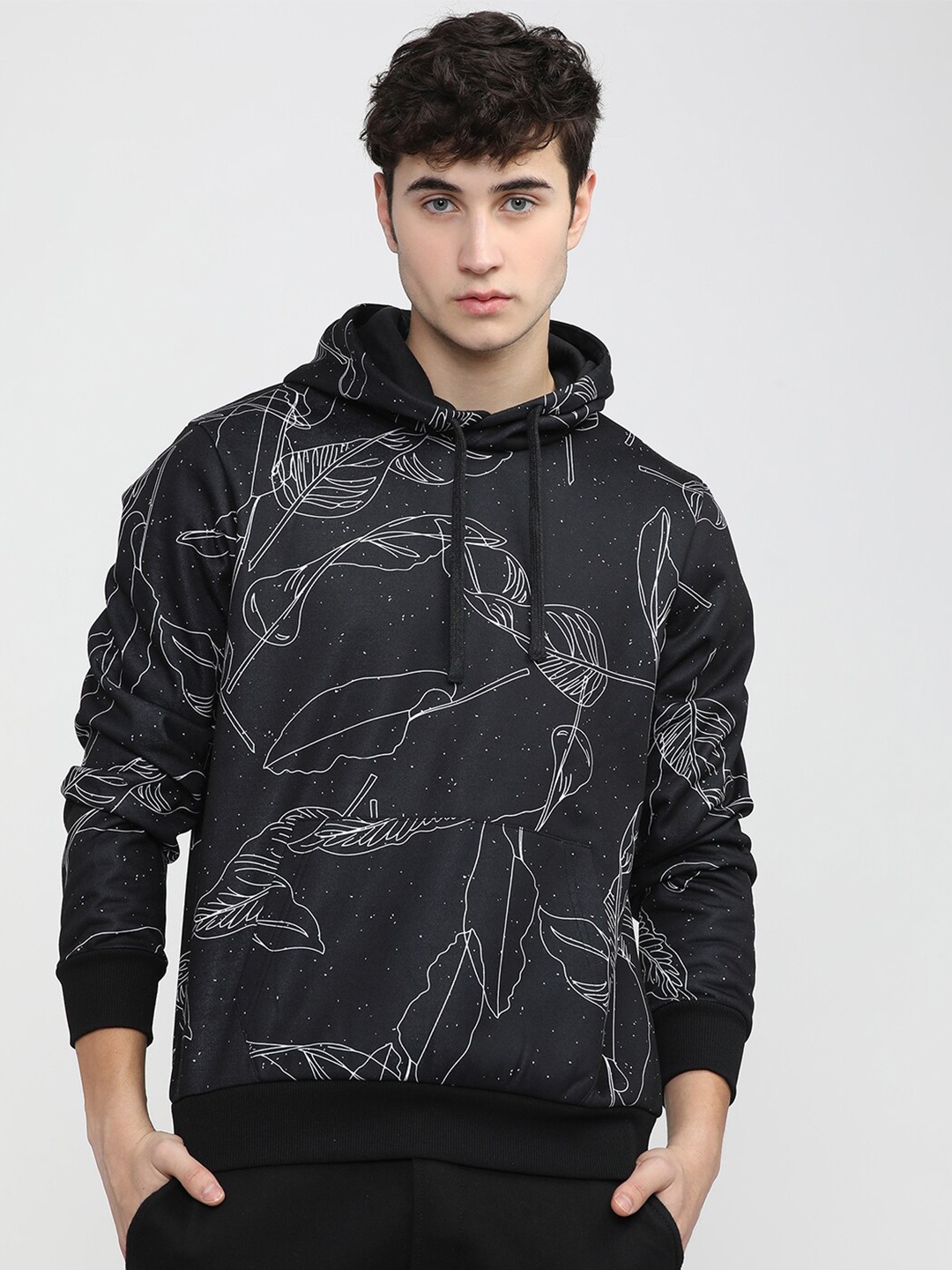 

HIGHLANDER Men Black Printed Hooded Sweatshirt