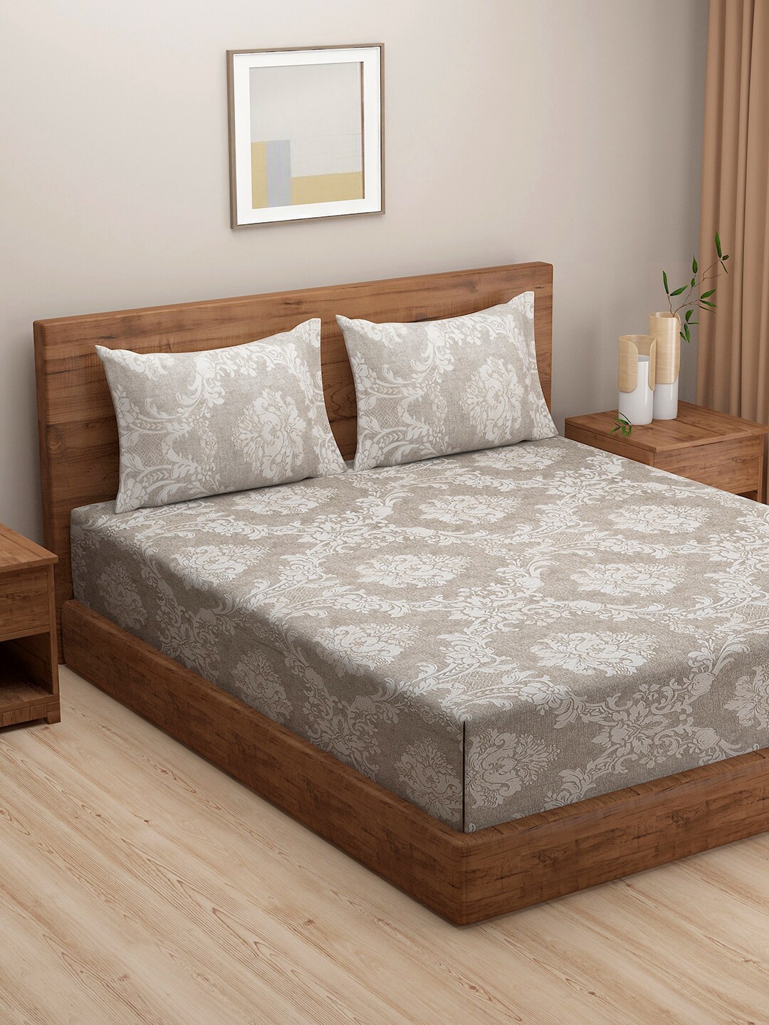 

SWAYAM Brown & White Ethnic Motifs 200 TC King Bedsheet with 2 Pillow Covers