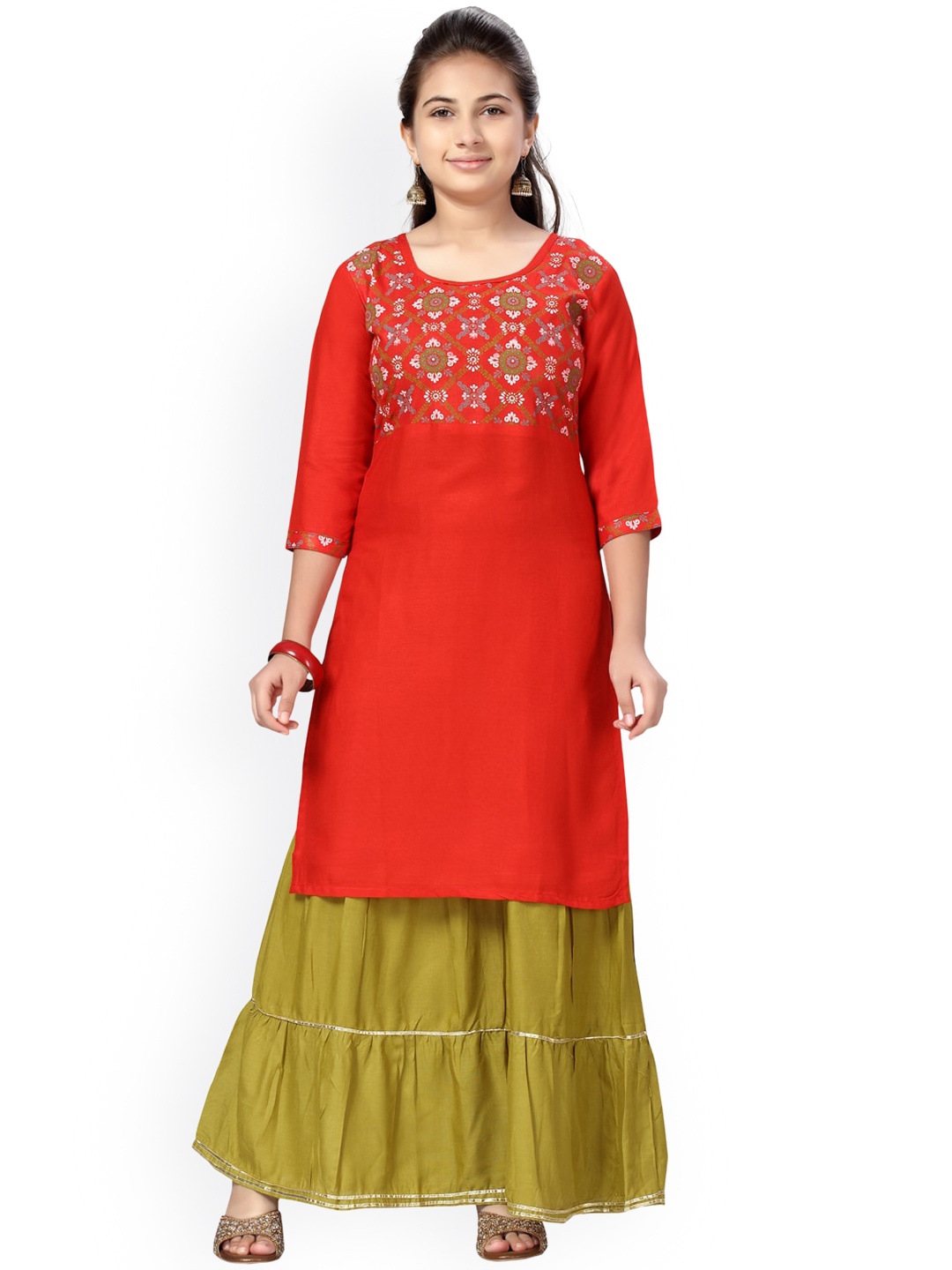 

Aarika Girls Red Pure Cotton Kurta with Skirt