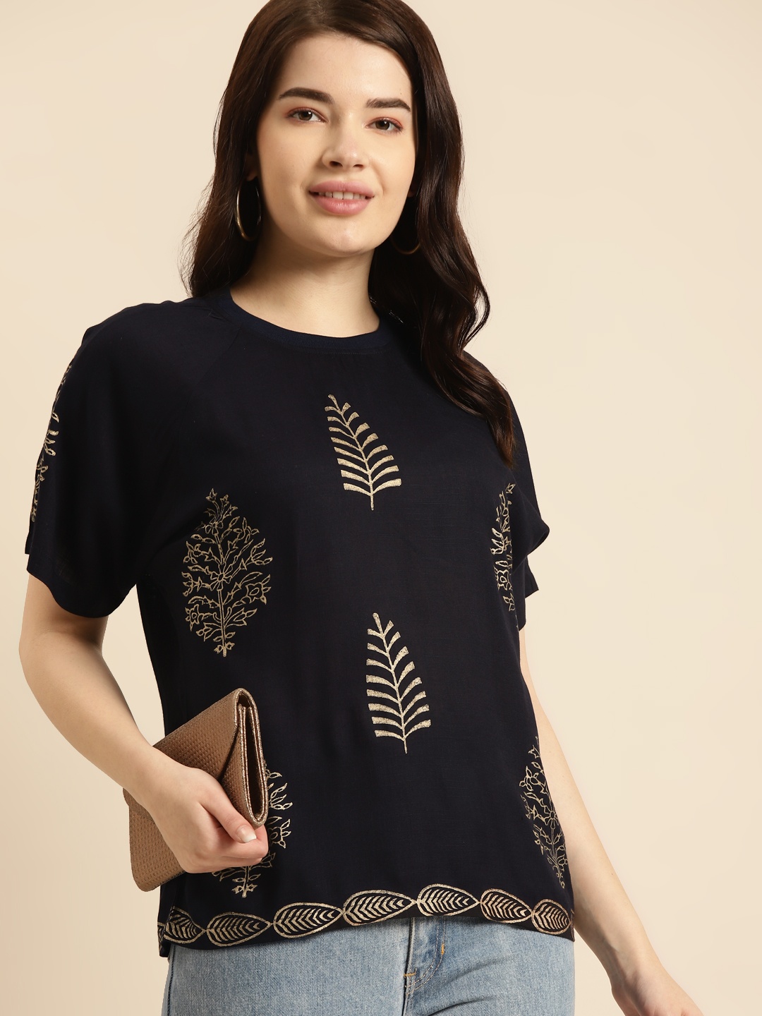 

Prakrti Navy Blue & Gold-Toned Floral Print Casual Regular Top