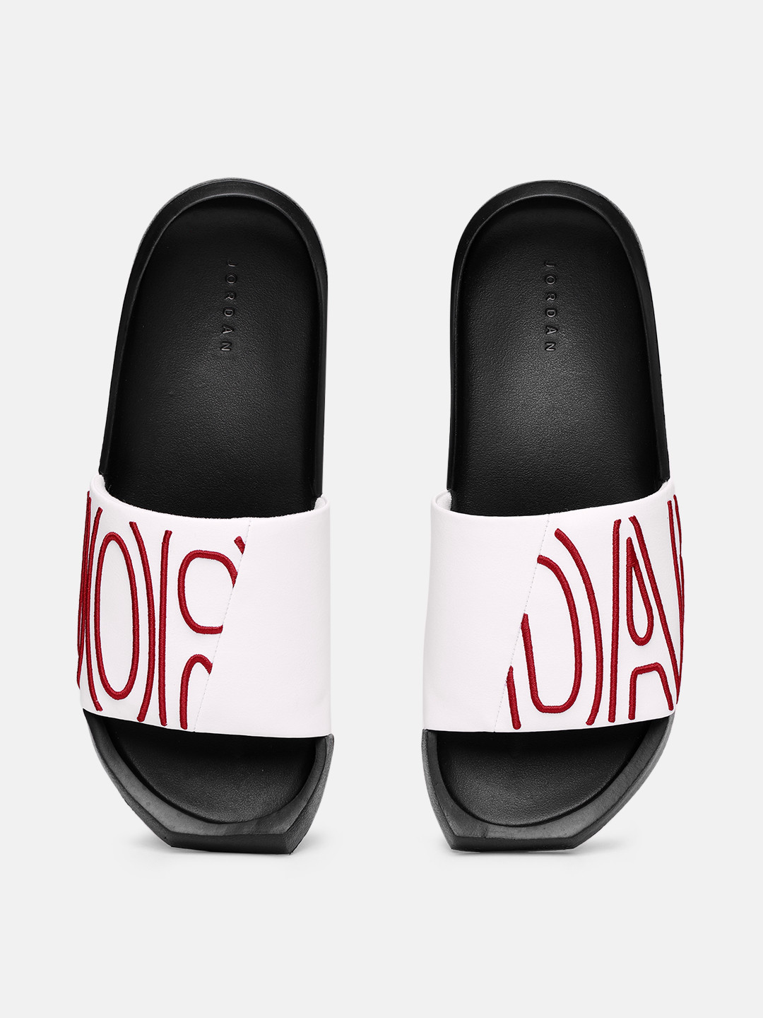

Nike Women White & Black Printed Jordan Nola Sliders
