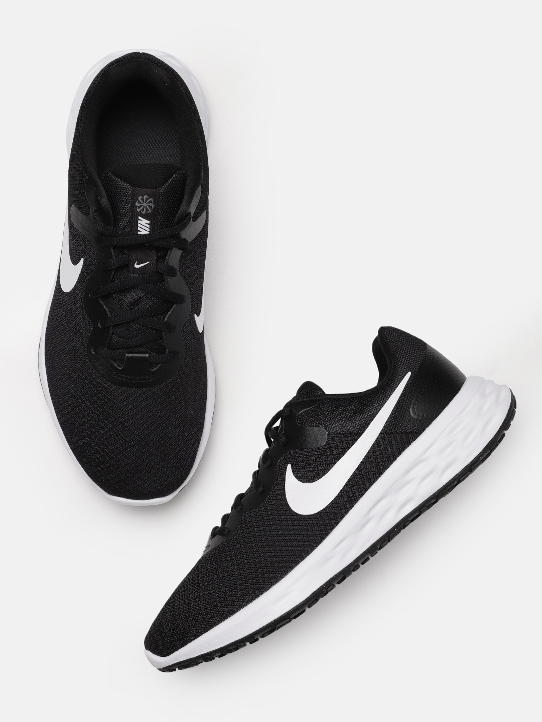 

Nike Men Solid Revolution 6 Next Nature 4E Road Running Shoes, Black