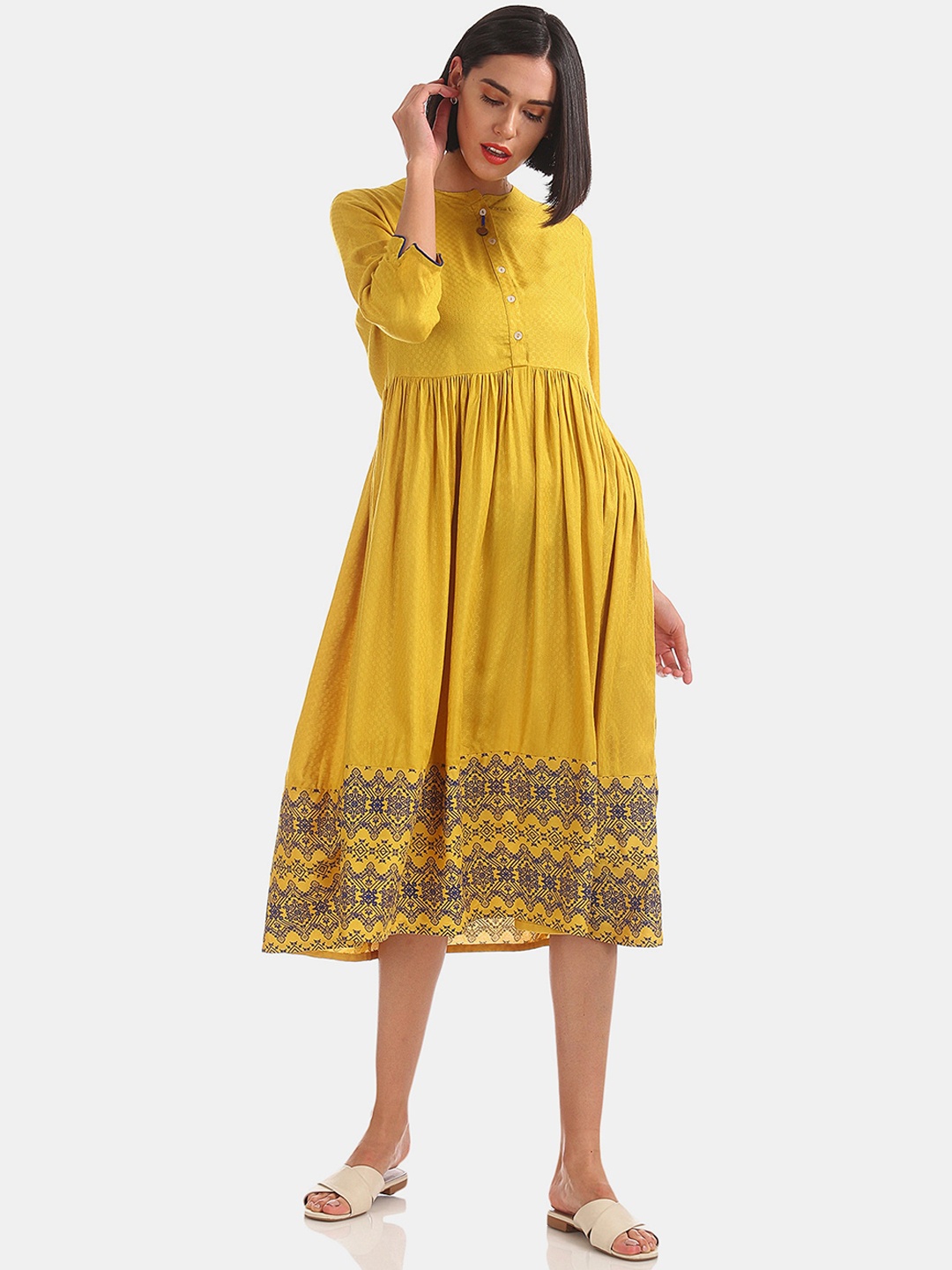 

Anahi Women Mustard Flared Kurta, Yellow