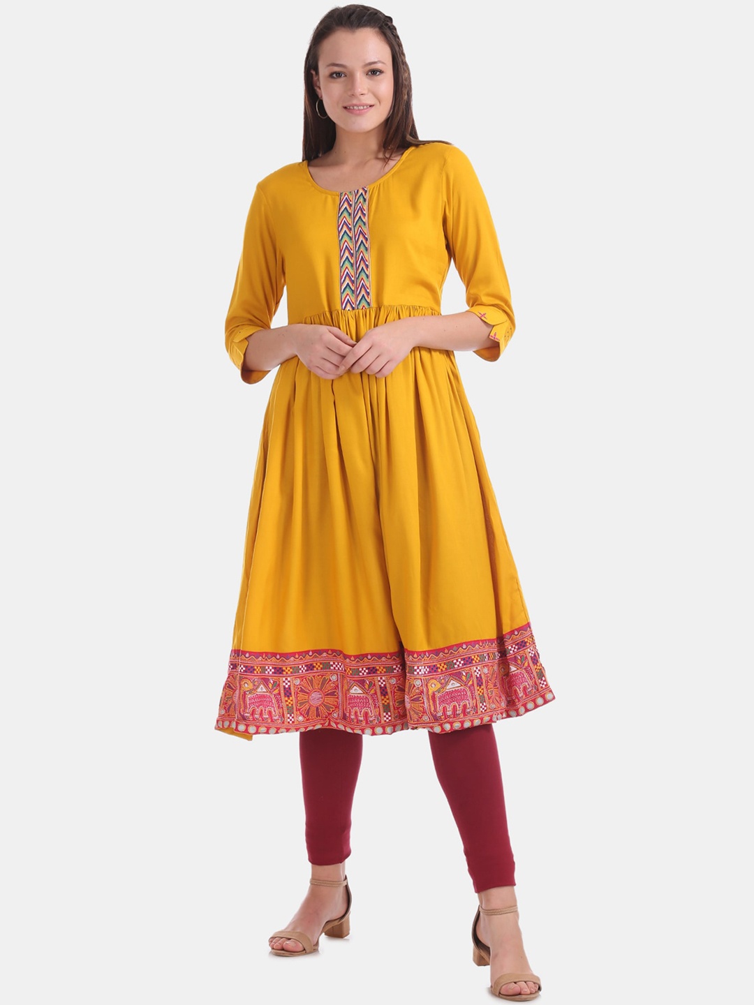 

Anahi Women Yellow Anarkali Kurta