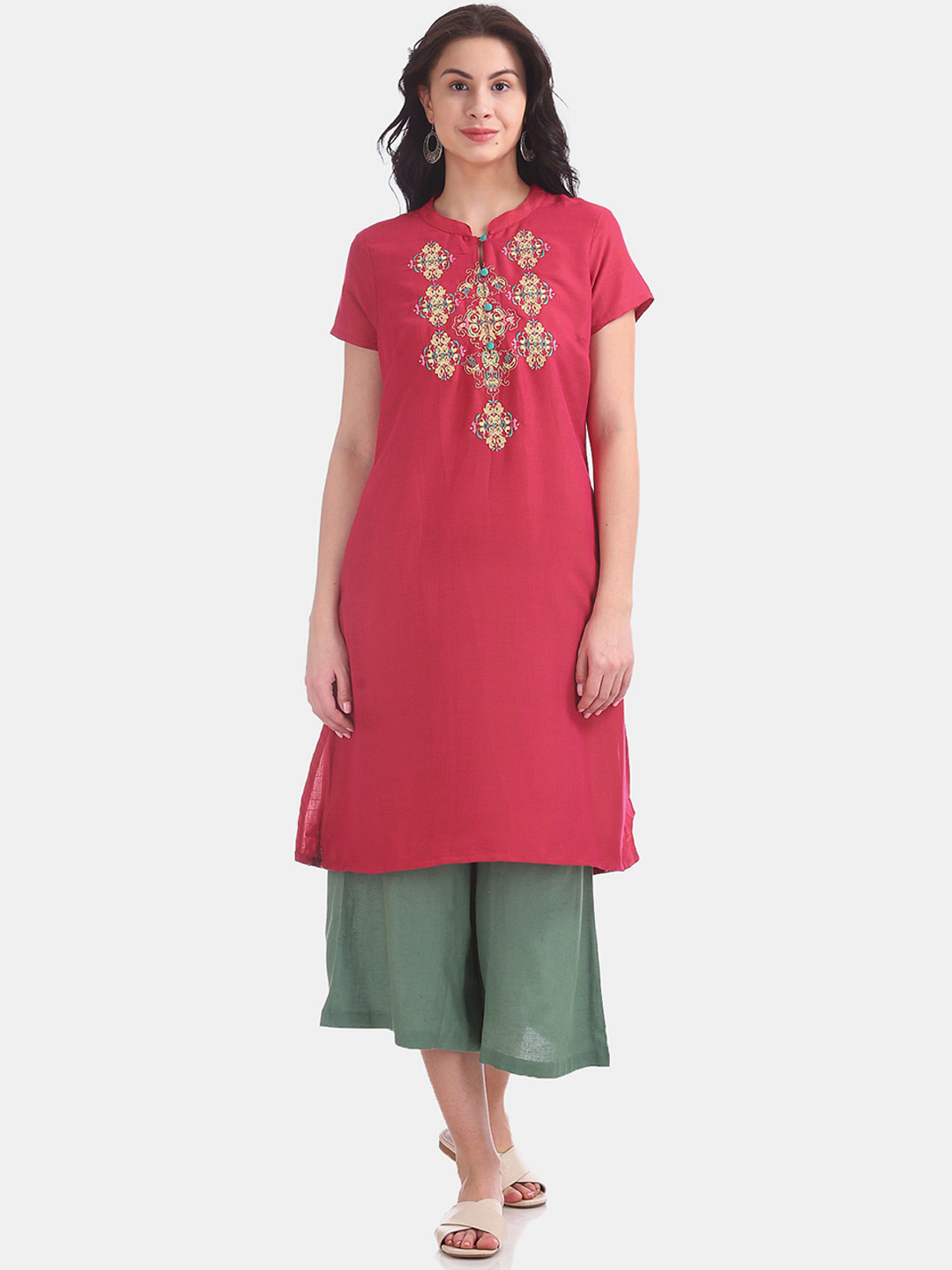 

Karigari Women Fuchsia Pink Floral Yoke Design Kurta