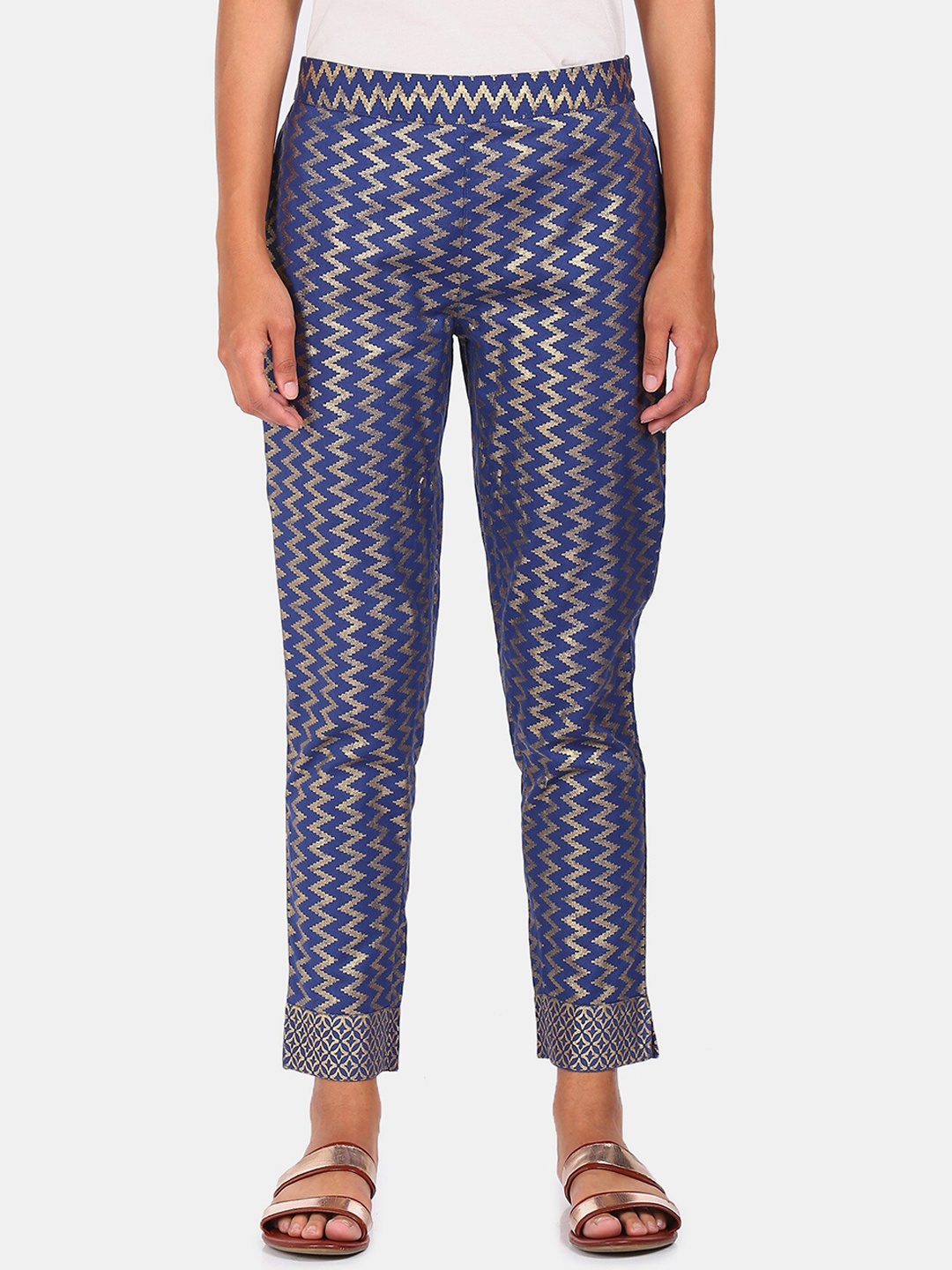 

Anahi Women Blue Floral Printed Trousers