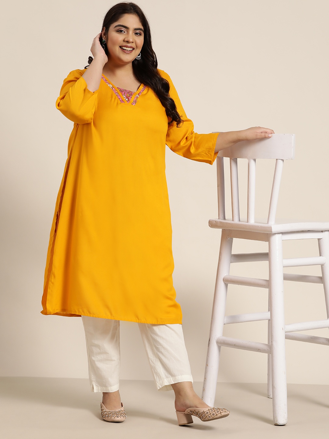 

Sztori Plus Size Women Mustard Yellow Solid Kurta