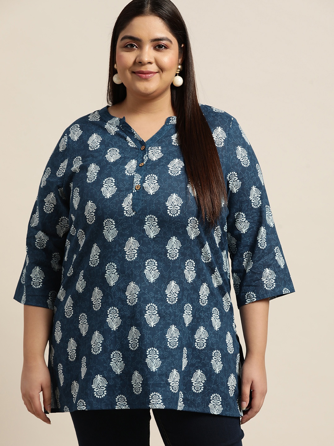 

Sztori Women Plus Size Navy Blue & White Ethnic Motifs Printed Pure Cotton Kurti