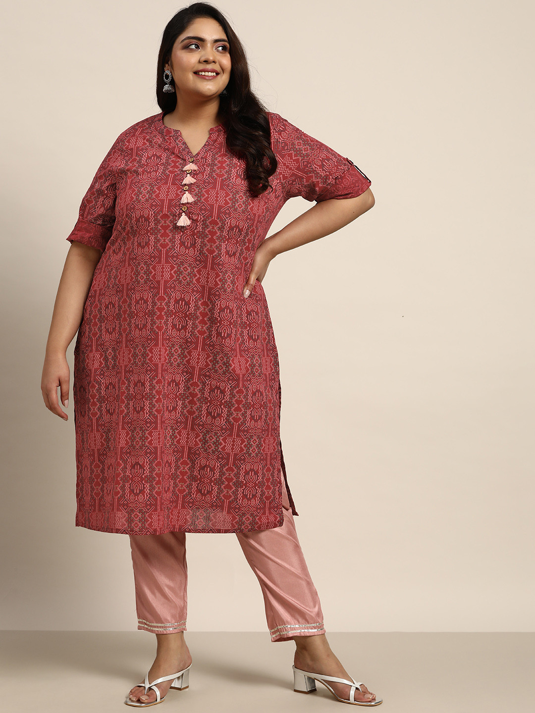 

Sztori Women Plus Size Maroon & Green Ethnic Motifs Printed Straight Kurta