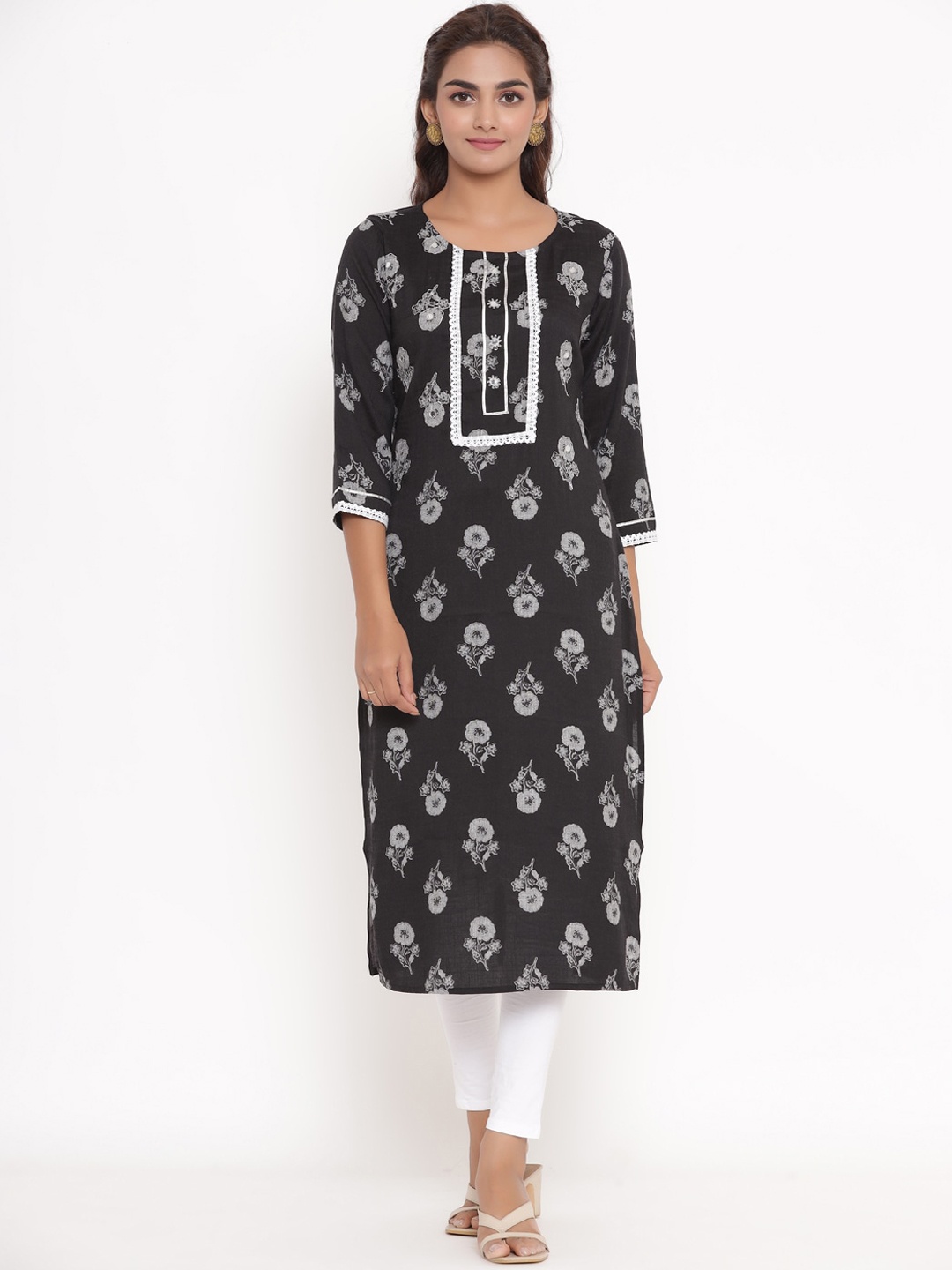 

VEDANA Women Black Floral Printed Kurta