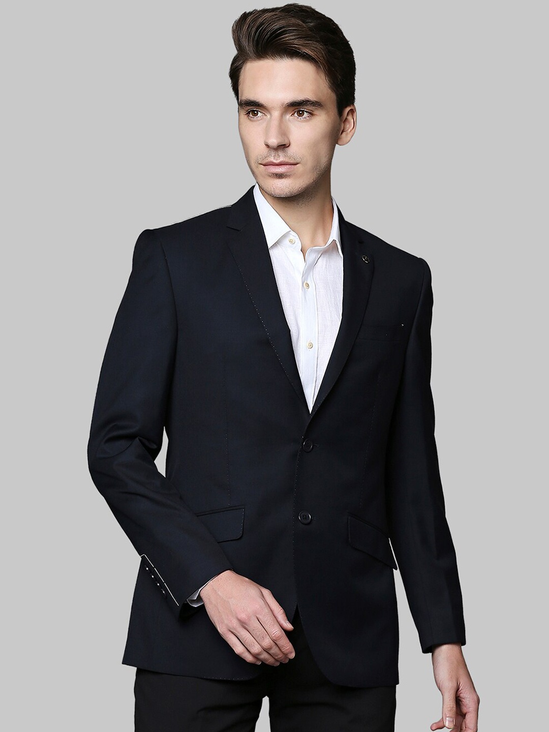 

Park Avenue Men Blue Solid Single Breasted Blazer
