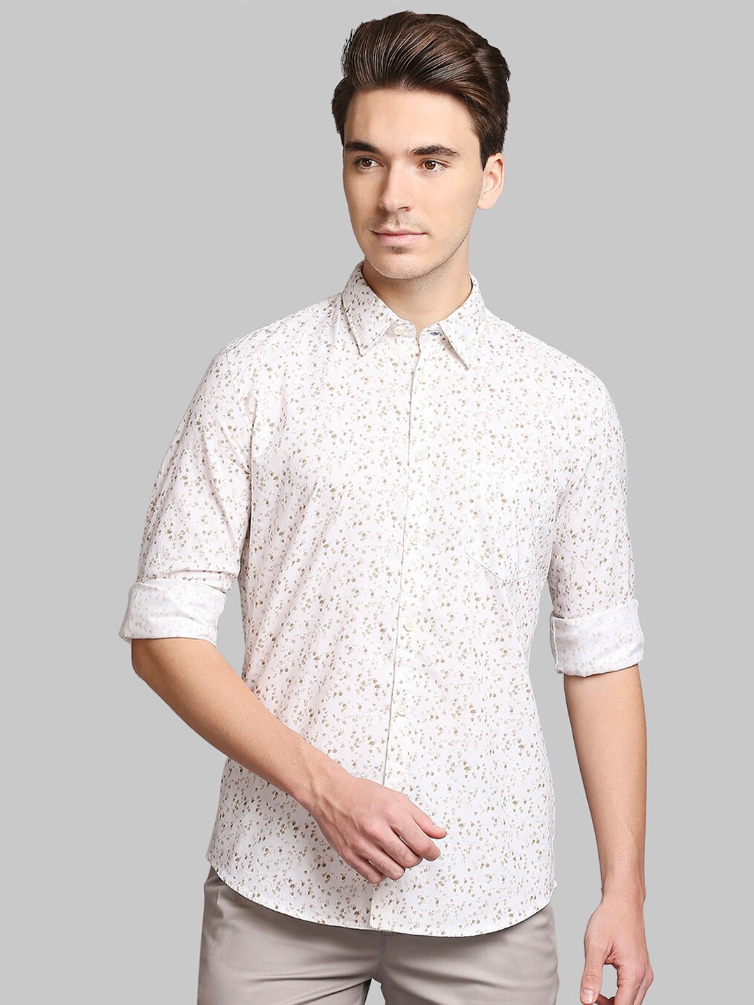 

Parx Men White Slim Fit Floral Opaque Printed Casual Shirt