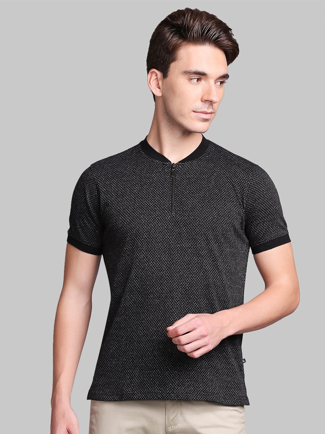 

Parx Men Black Henley Neck Pockets T-shirt