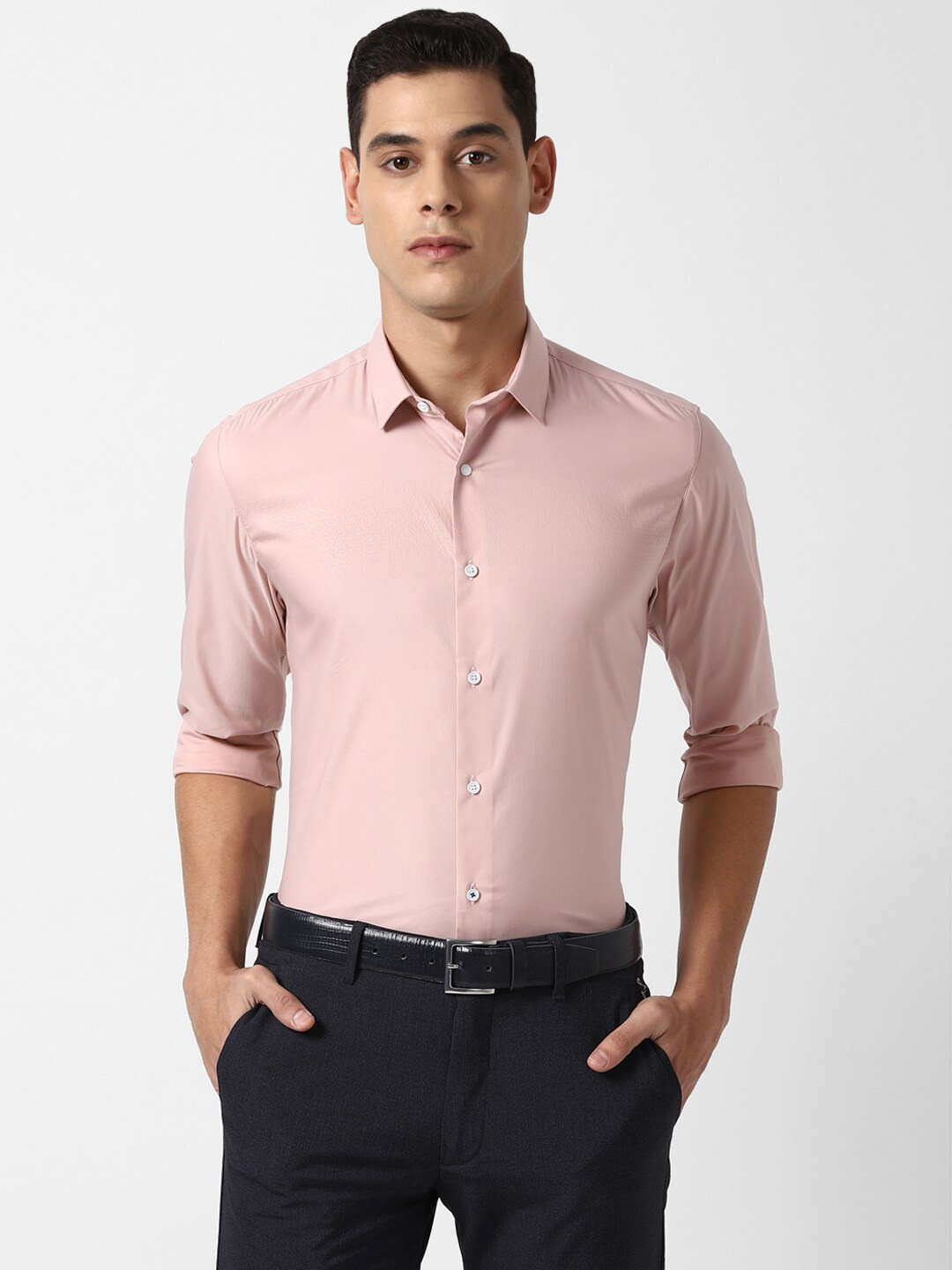 

Louis Philippe Sport Men Pink Solid Slim Fit Casual Shirt