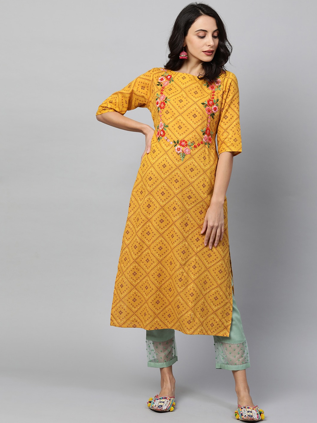 

FASHOR Women Mustard Yellow Bandhani Printed Thread Work Kurta
