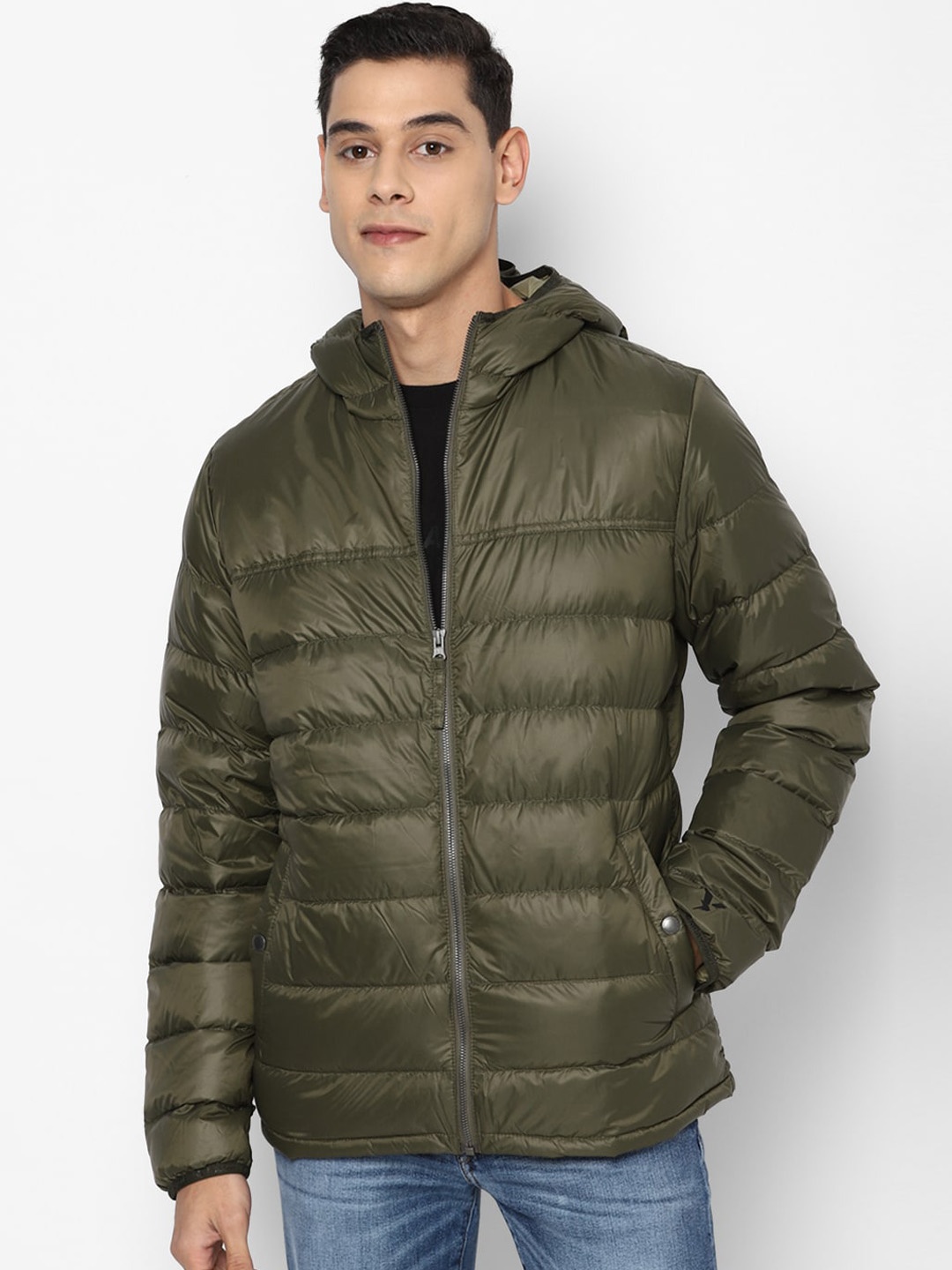 

AMERICAN EAGLE OUTFITTERS Men Olive Green Puffer Jacket