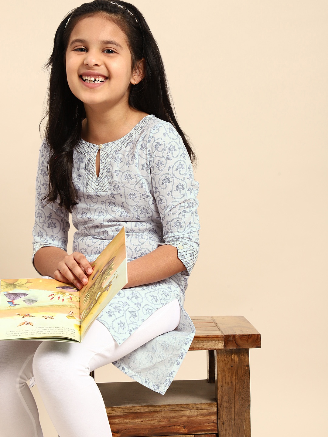 

House of Pataudi Girls White Ethnic Motifs Printed Jashn Pure Cotton Kurta