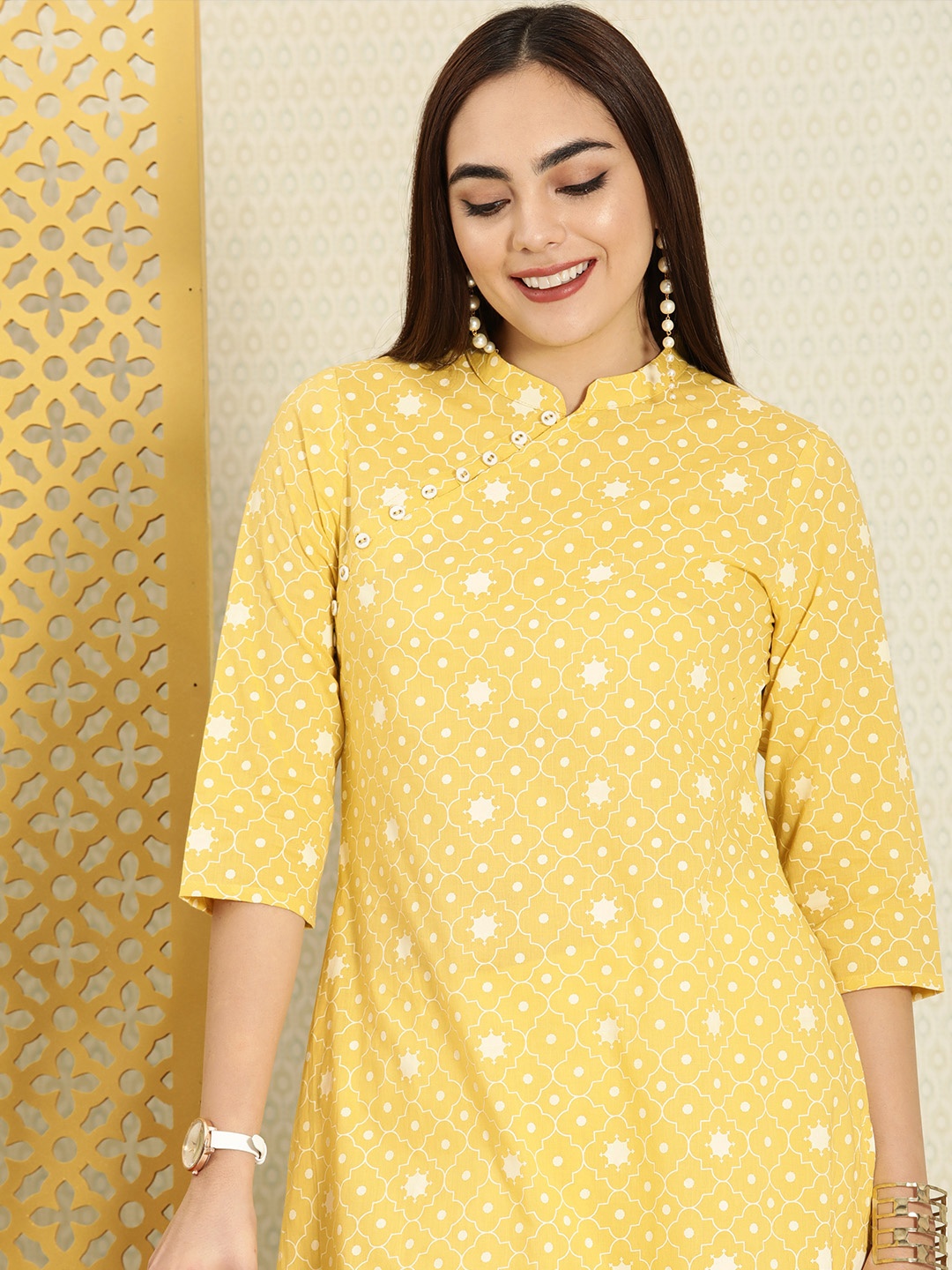 

House of Pataudi Women Yellow & White Ethnic Motifs Printed Rozana Kurta