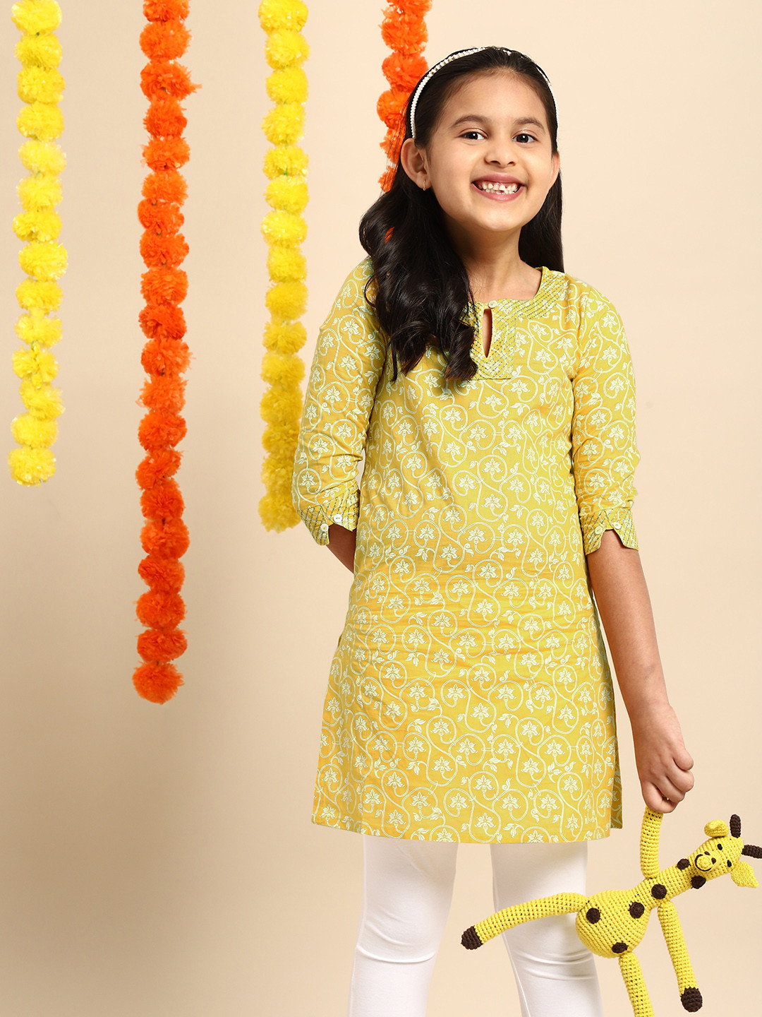 

House of Pataudi Girls Mustard Yellow Ethnic Motifs Printed Jashn Pure Cotton Kurta