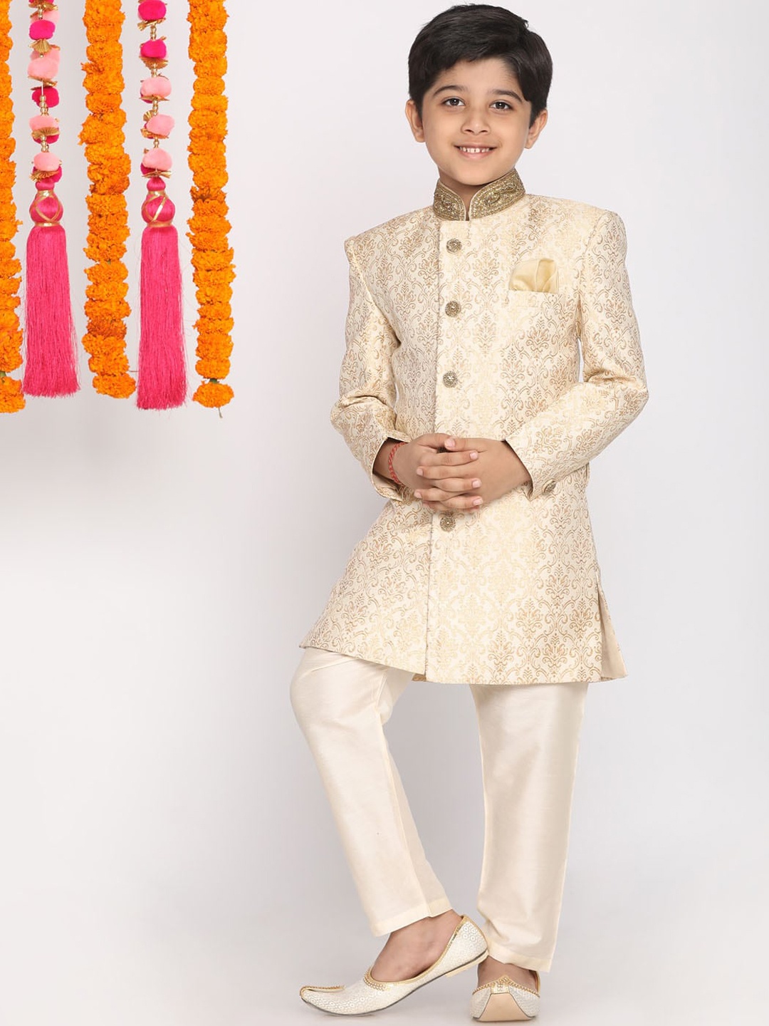 

VASTRAMAY Boys Beige & Cream-Coloured Slim-Fit Sherwani Set