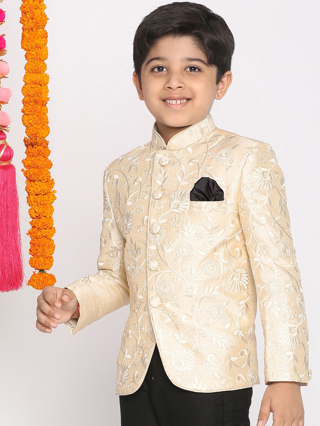 

SHRESTHA BY VASTRAMAY Boys Beige Embroidered Slim Fit Bandhgala Blazer