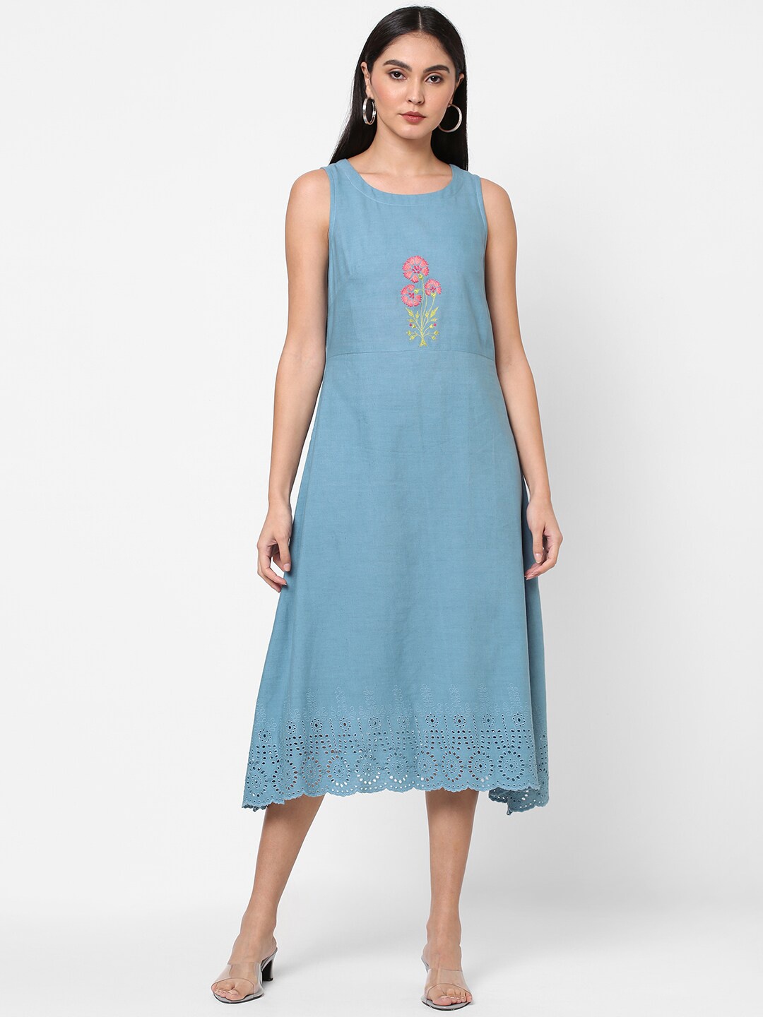 

KAMI KUBI Blue Floral Embroidered A-Line Schiffli Midi Dress