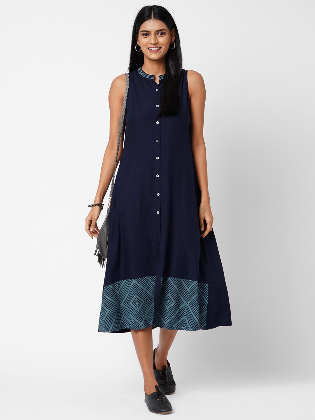 

KAMI KUBI Blue A-Line Midi Dress