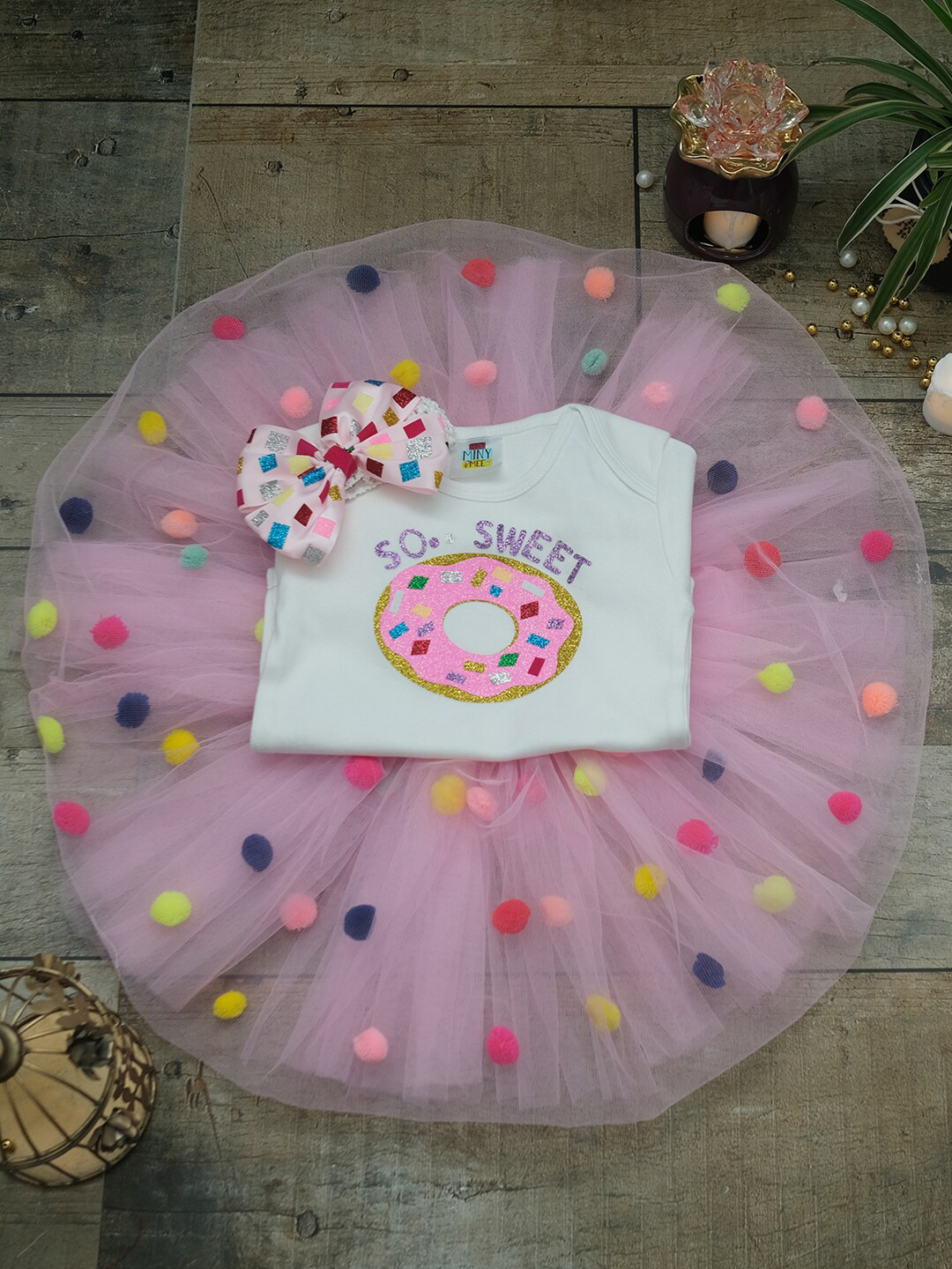 

TINY MINY ME Girls Pink & White Printed T-shirt with Skirt