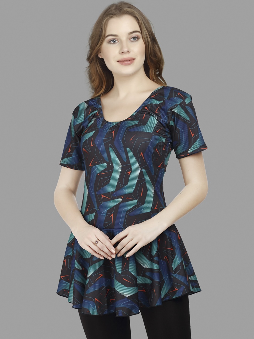 

ROVARS Women Green & Black Printed Pant Suit