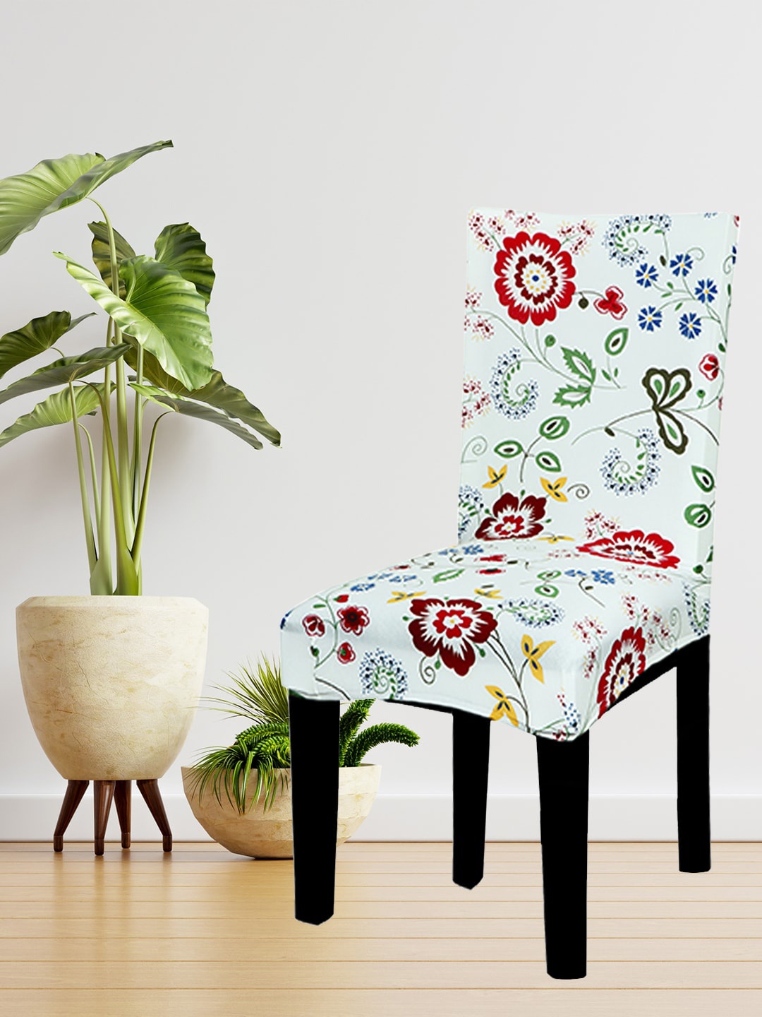 

HOUSE OF QUIRK Set Of 6 White & Red Flower Printed Chair Covers