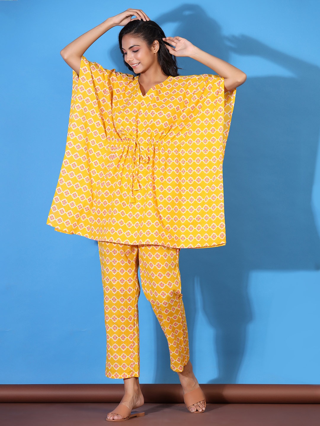 

JISORA Women Yellow & Red Printed Night suit