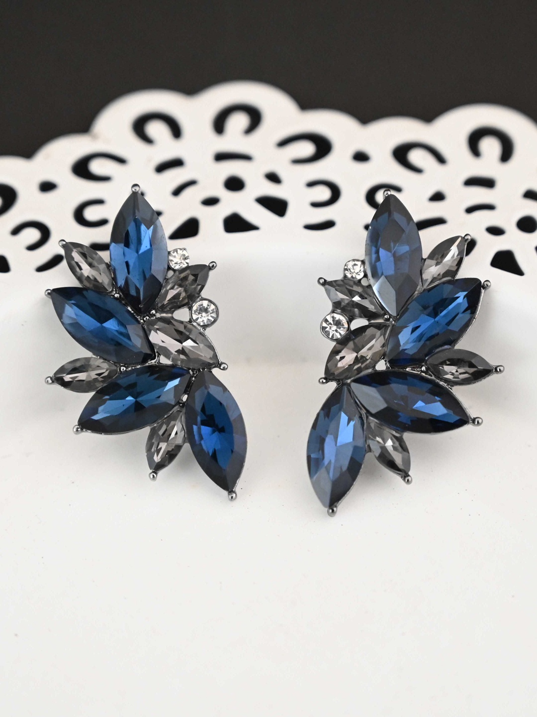 

justpeachy Blue Contemporary Studs Earrings