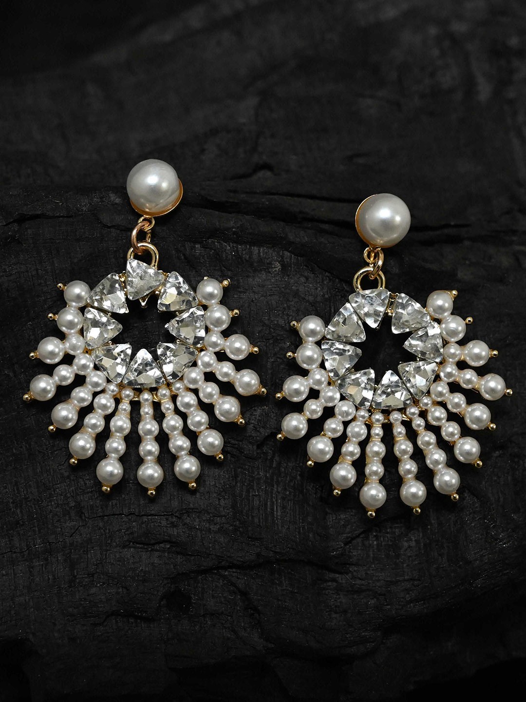 

justpeachy Gold-Toned & White Contemporary Drop Earrings
