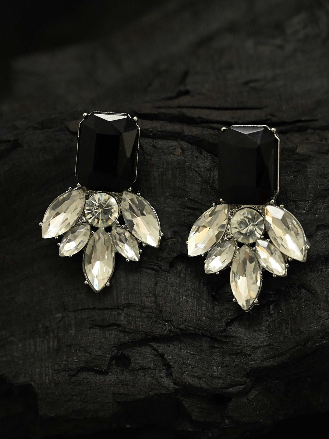 

justpeachy Black & Green Contemporary Studs Earrings