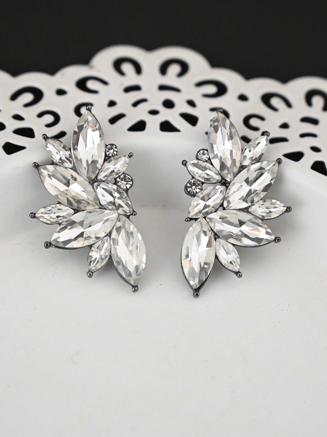

justpeachy Silver-Toned & White Contemporary Studs Earrings